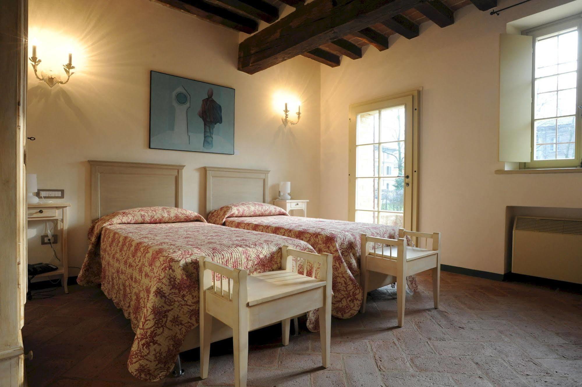 Locanda Del Re Guerriero San Pietro in Cerro Ngoại thất bức ảnh